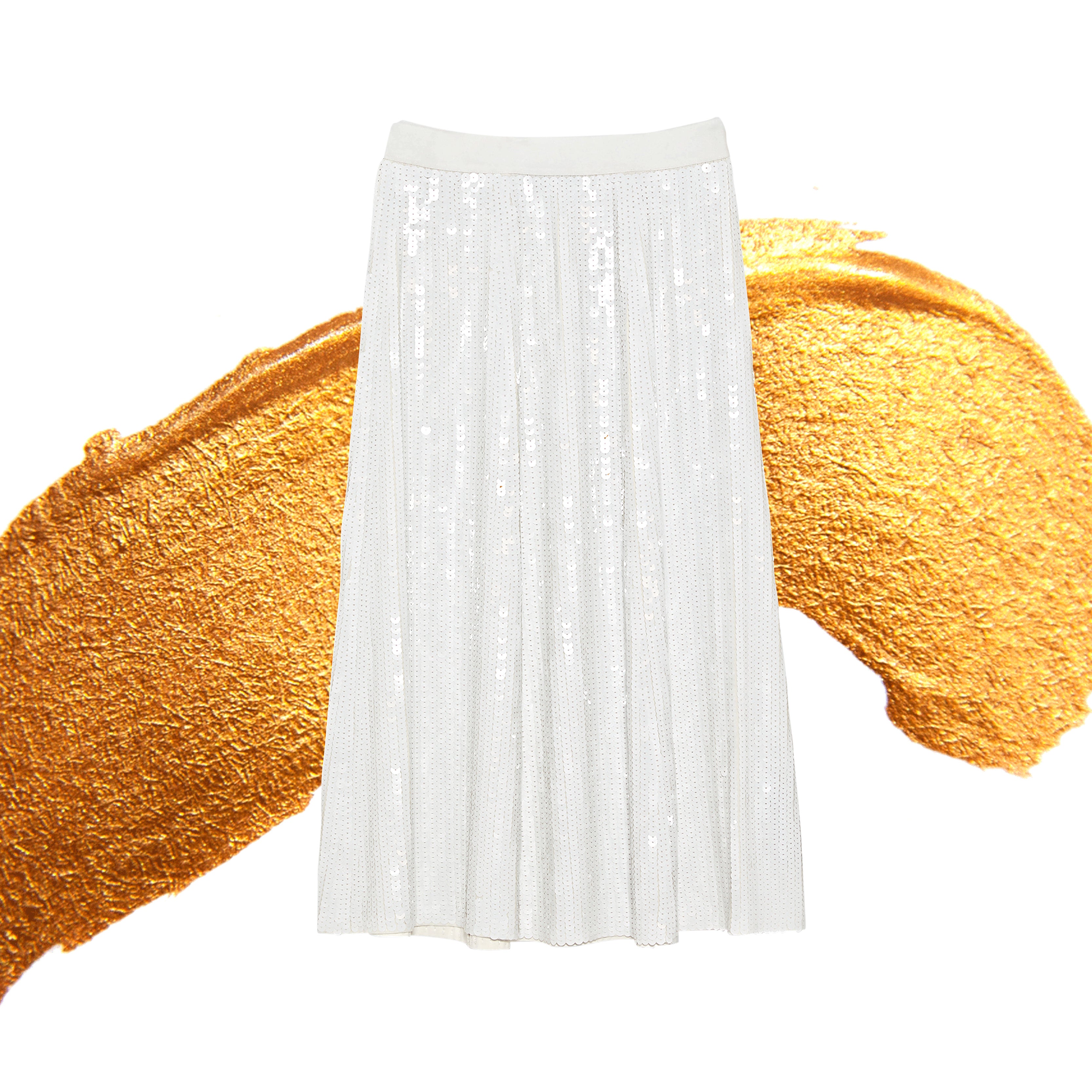 White Out: Get Ready for Summer With This Chic Color 
